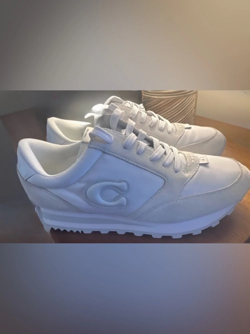 Authentic Coach Runner Sneaker
Size 9.5 - Picture 3 of 11